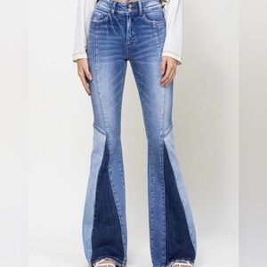 Vervet Trendy Two-Tone Flare Jeans for Women. Size 27